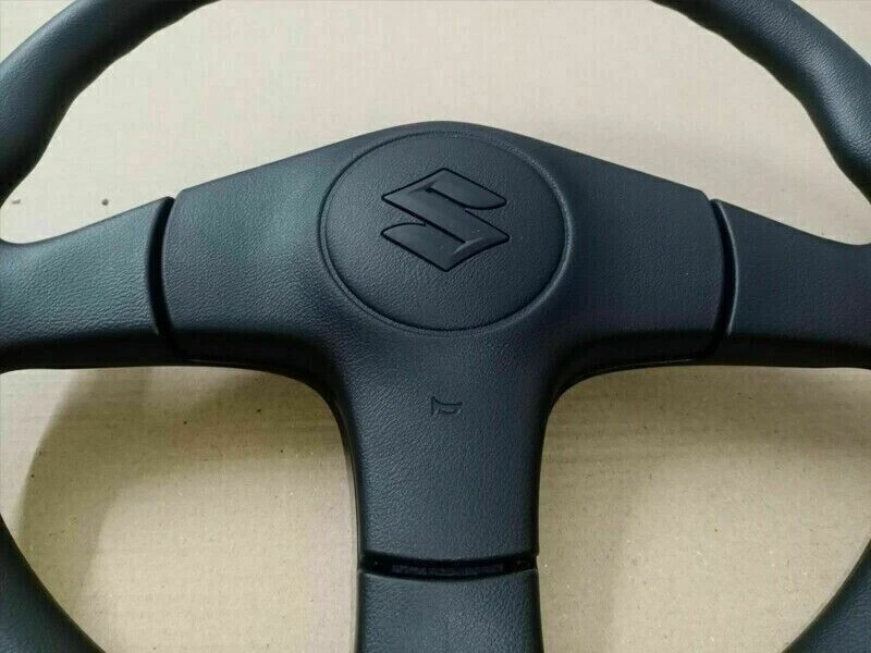 VOLANTE ESTILO GENERACIÓN CON BOTÓN BOCINA PARA SUZUKI SAMURAI Foto 2 de 4