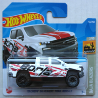 Hot Wheels 2019 Chevy Silverado Trail Boss Lt Pickup Weiß Borla Neu/Ovp Error !!