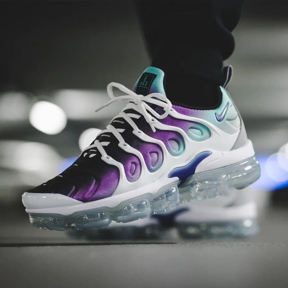 air vapormax plus grape
