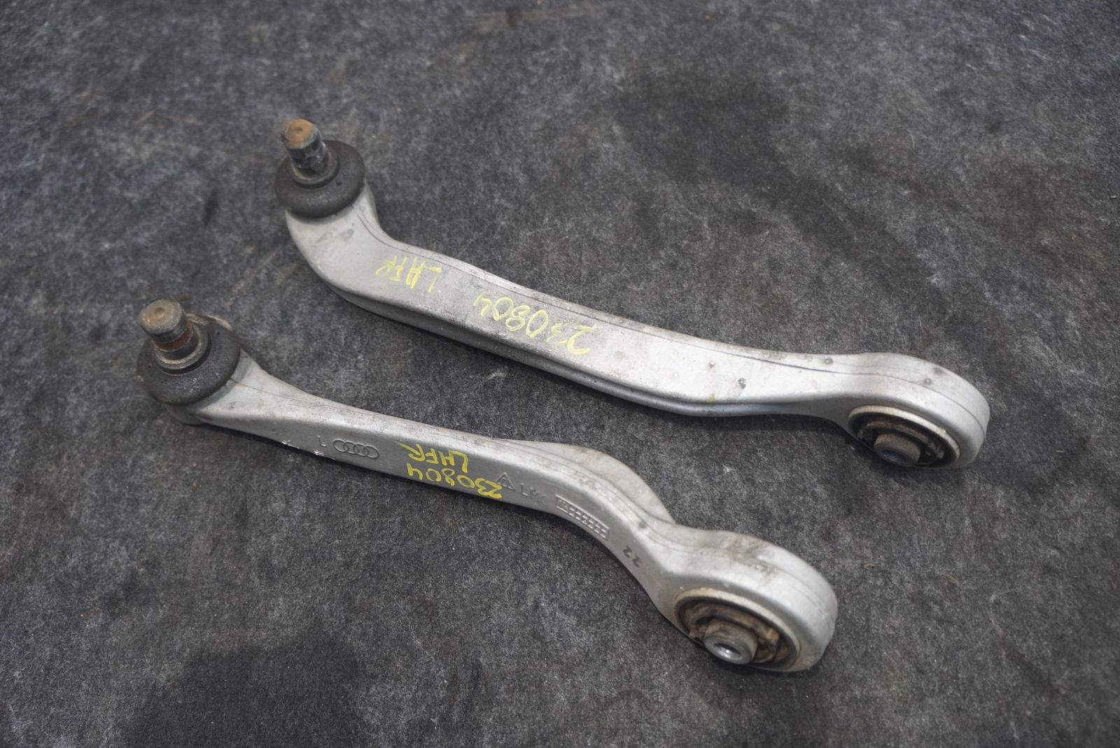 Set 2 Front Left Upper Control Arm 3W0407505 OEM Bentley Continental GTC 2016