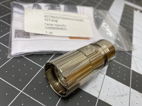 PARKER HANNIFIN 220065R4621 Resolver Connector NX Series  (SOLDER) 12 pin
