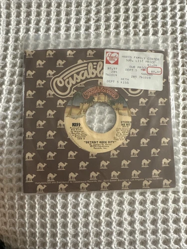 KISS DESTROYER  7" Single 1976 Detroit Rock City/Beth Casablanca Aucoin