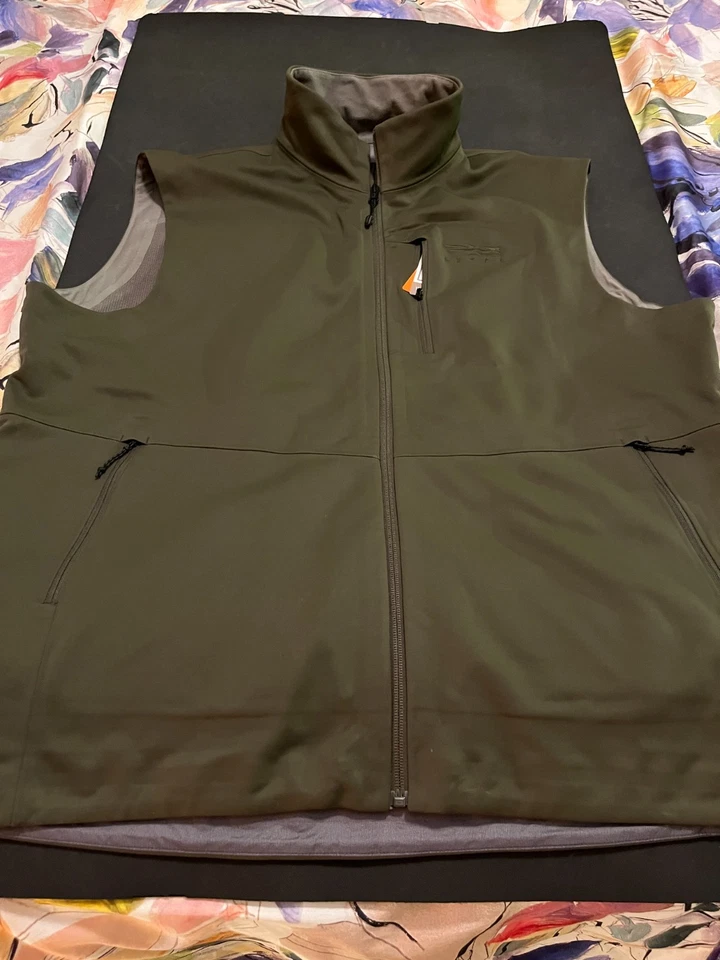 Sitka Gear-New w/ Tags Jetstream Vest/XL/Deep Lichen - Image 2 of 4