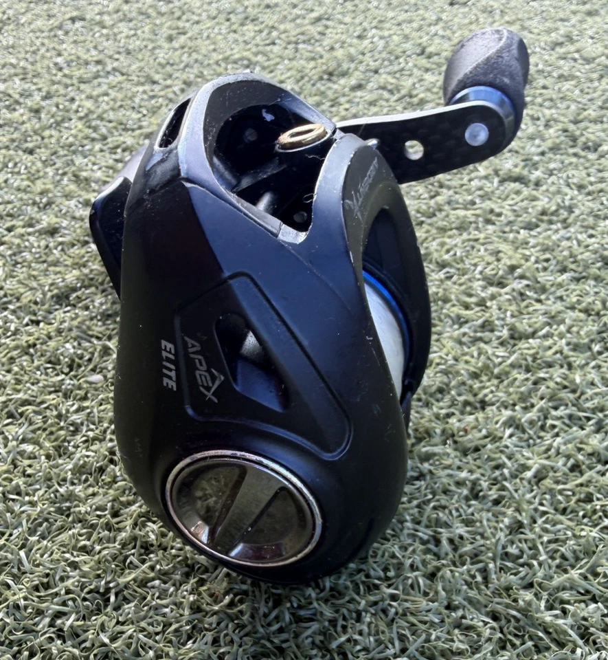 Carrete de baitcasting Ardent Apex Elite 6,5:1 muy buen estado Foto 3 de 4