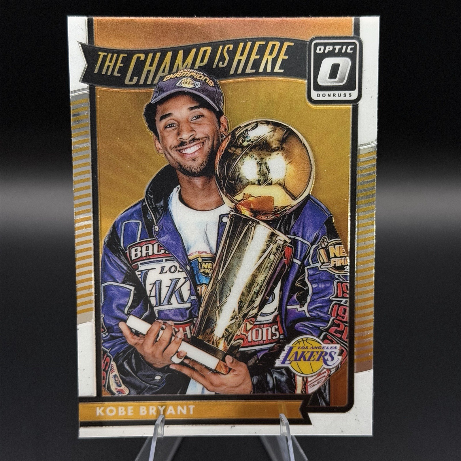 2016-17 Donruss Optic #7 Kobe Bryant The Champ is Here