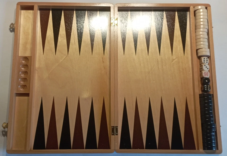 Backgammon Gesellschaftsspiel Holzspiel ca:  35  x  23  x  4  cm   #FW64 - Bild 2 von 4