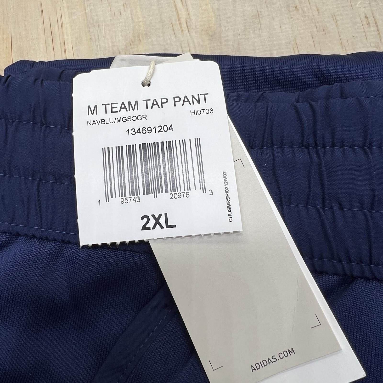 NEW XXL Adidas Team Issue Tapered Mens Pants Blue HI0706 thumbnail 4