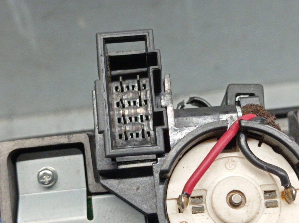 8V0857273 DISPLAY MULTIFUNZIONE / 8V0857273H / 5592921 PER AUDI A3 8V1, 8VK 2. - Immagine 4 di 4