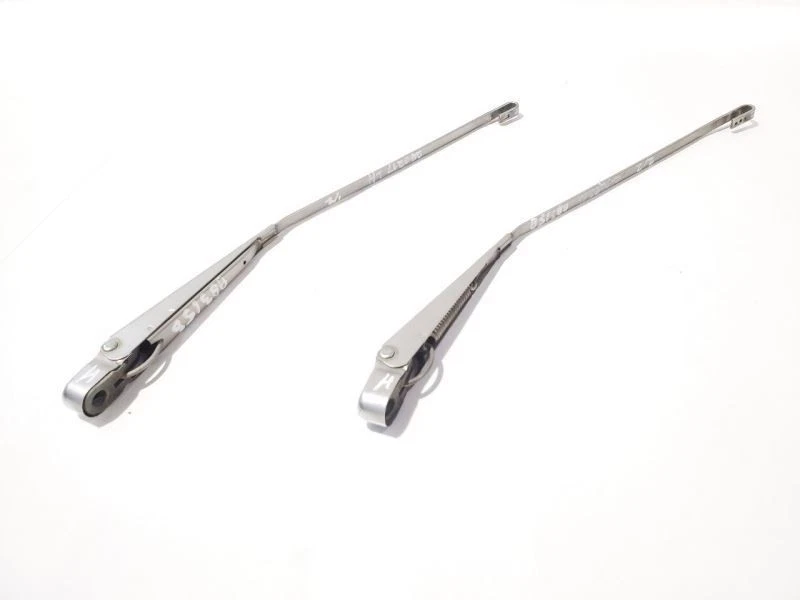 1972 1989 Mercedes-Benz 450SLC OEM Pair Wiper Arms - Image 3 of 4
