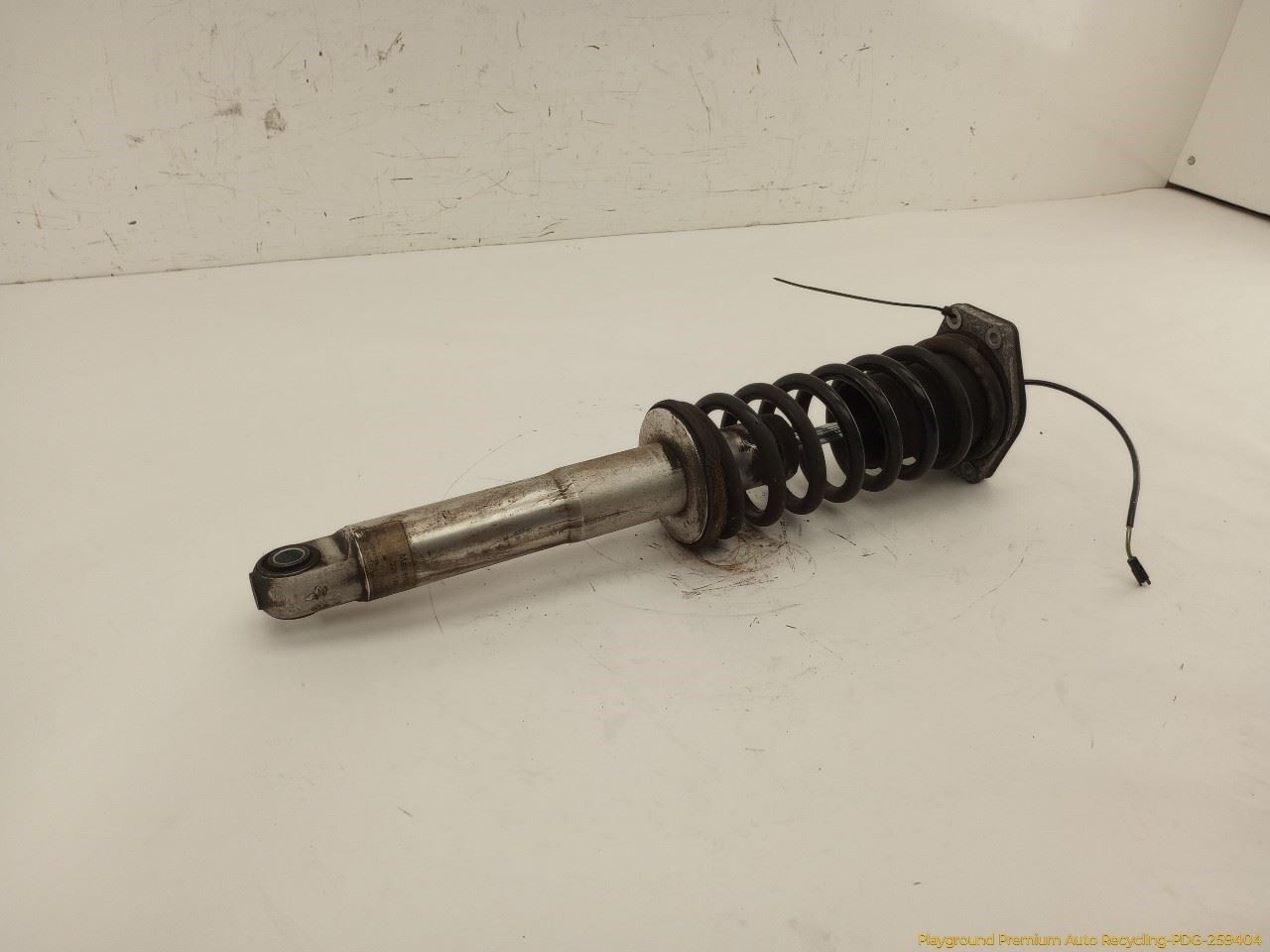 Maserati Quattroporte M139 Driver Left Rear Strut With Shock Fits 2003-2008 03