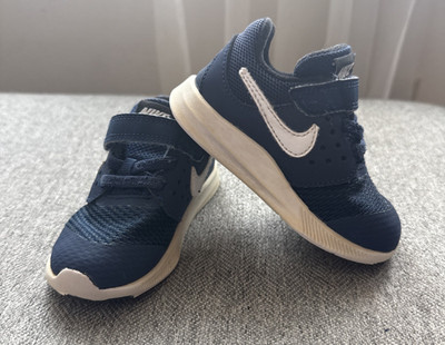 Nike Downshifter 7 Toddler Size 6C Navy Blue White Sneakers Running Shoes Unisex