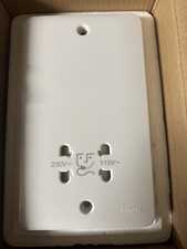 Schneider GGBL7090s Lisse Shaver Skt 2G 115/240V White 