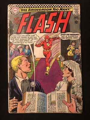FLASH 165 READER DC 1966 SOME BURNS ON COVER RIGHT AND A FEW PAGES PR