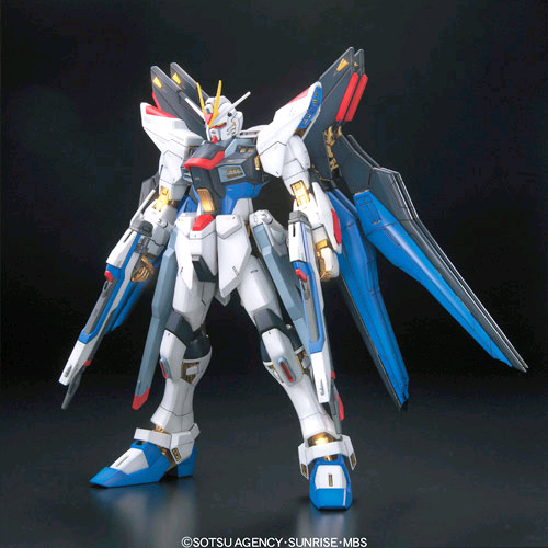 GUNDAM - 1/100 Strike Freedom Master Grade Model Kit MG Bandai