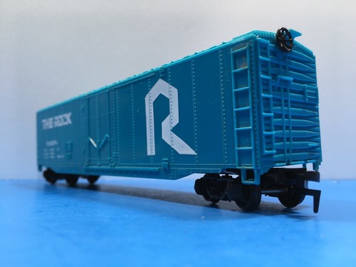 HO Scale "The Rock" 133274 Fifty Foot Freight Train Box Car #2 - Picture 2 of 12