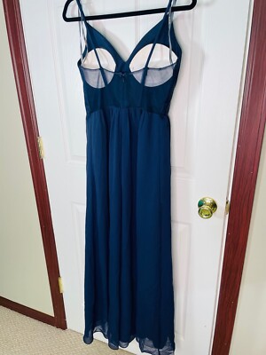 vera wang navy blue dress Vera Wang navy evening gown with illusion neck Navy blue Polyester  ref.1666906