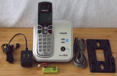 Pre-owned Vtech DECT 6.0 Single Line Cordless Phone System CS6219-2