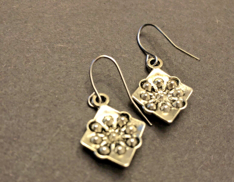 Vintage retro multicolor stones silver plated diamond shape earrings eBay