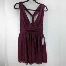 NWT LULU'S Dress Womens Small Sm S Pink Ailey Skater Deep V Metallic