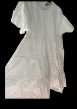 🤍 PrettyLittleThing White Broderie Smock Dress – Size 16 (NWT)