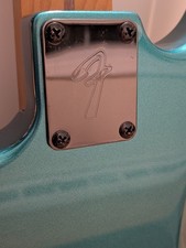 Fender "F" Neck Plate - Vintage style, 4 bolt - Black