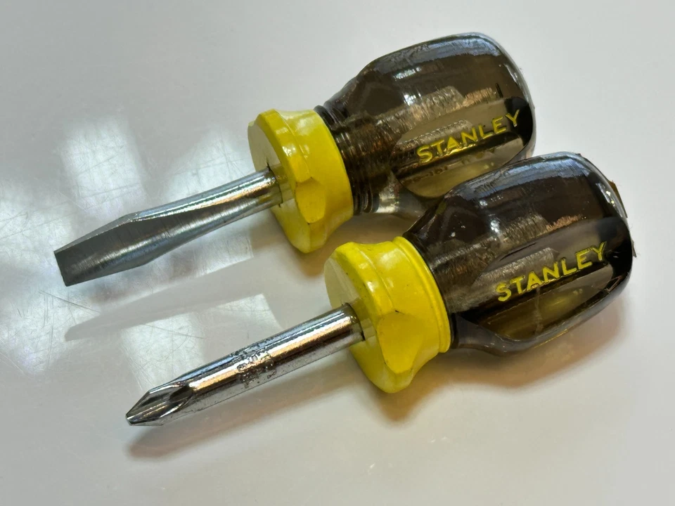 NOS Stanley Tools USA 2pc Yellow Amber Stubby Screwdriver Lot Set, Phillips Flat - Image 2 of 4