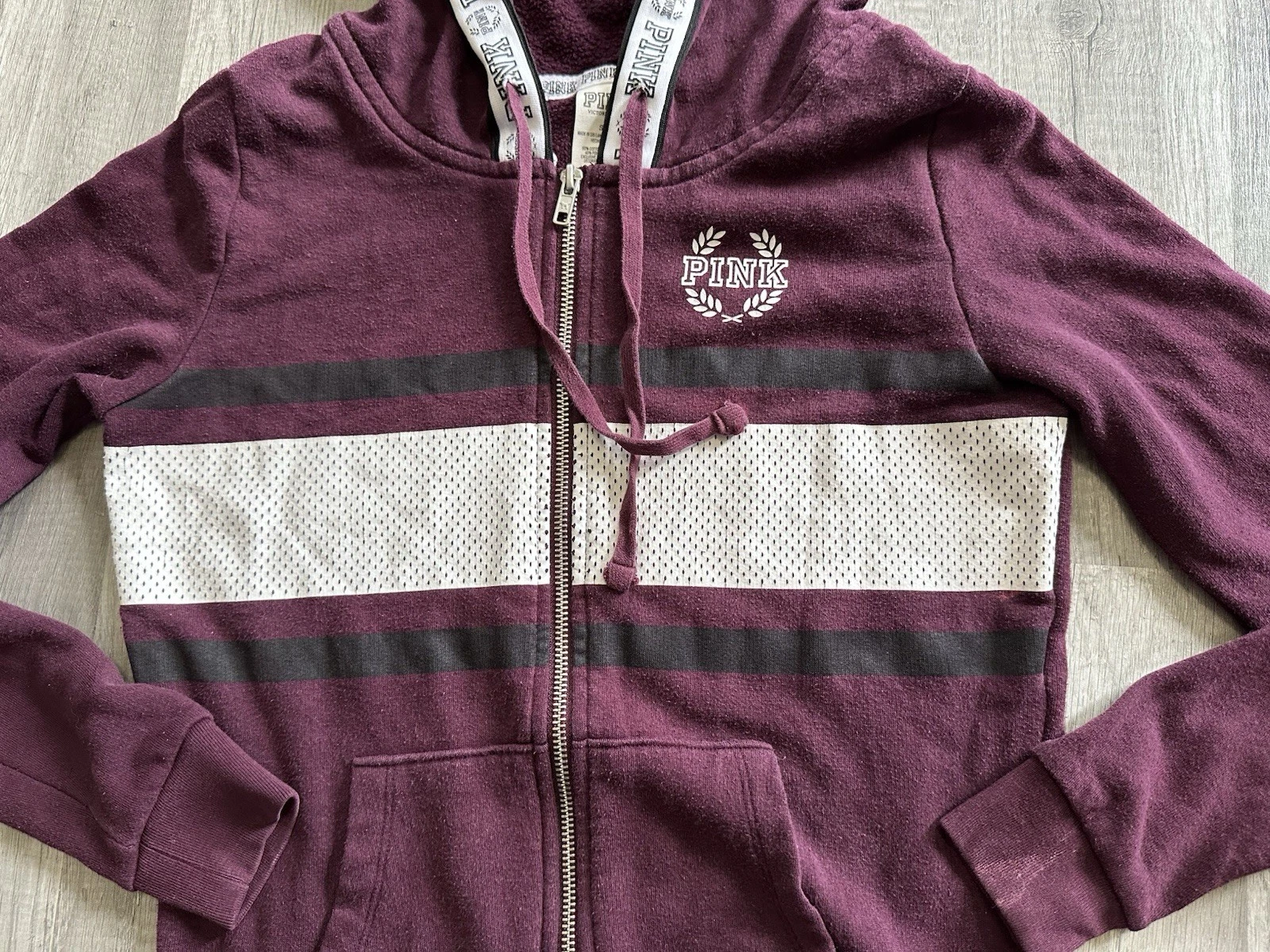 UNDERCOVER Felpa con cappuccio Victoria's Secret ROSA perfetta zip bordeaux nera orchidea taglia small