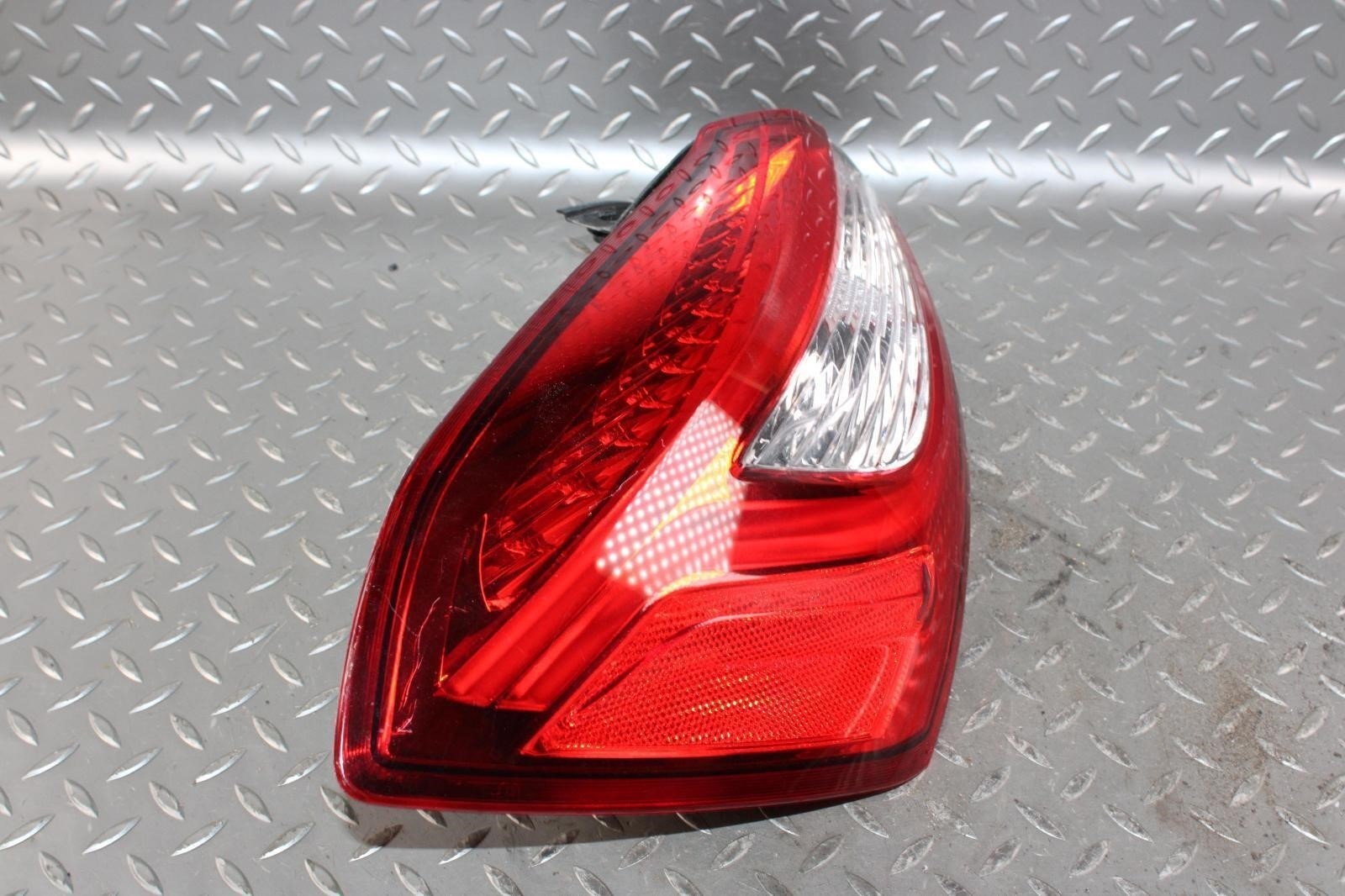 14-20 Ghibli Quarter Panel Driver Left LH Taillight Tail Light Lamp Factory OEM
