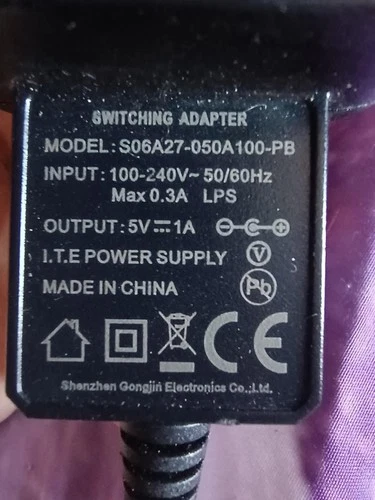 S06A27-050A100-PB Switching Power Supply Adapter Black 1A 5-Volt UK 3-Pin Plug