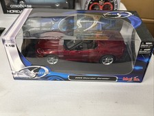 MAISTO 1:18 SCALE 2005 CHEVY CORVETTE CONVERTIBLE DIECAST  RED  NEW IN BOX 