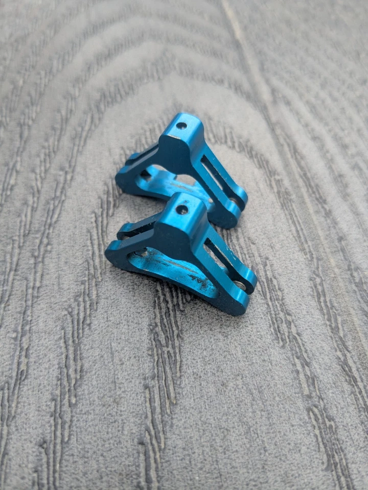 Perchas de cable de freno voladizo triple colgante AVID de colección azul anodizado MTB Foto 4 de 4