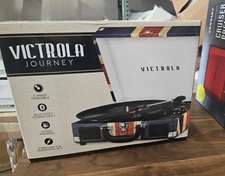 Victrola Journey Bluetooth Suitcase Record Player UK Flag (VSC-550BT-UK) NEW™