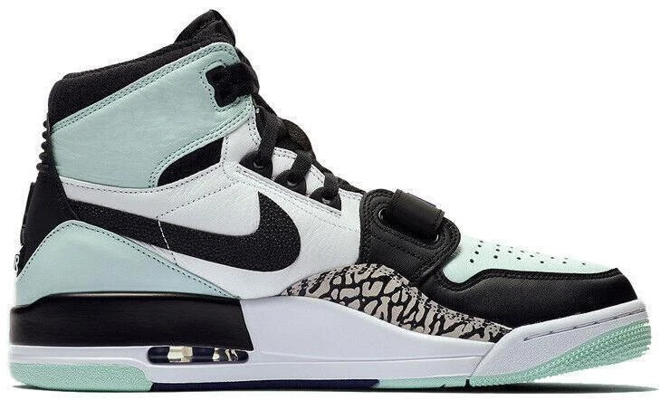 Iglú Jordan Legacy 312