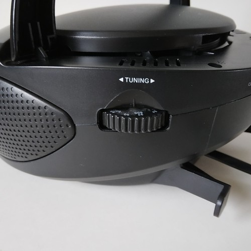 Onn Modello: ONB17AA001 Lettore CD Portatile Radio-Linea In-AM/FM-Testato Funzionante - Foto 12 di 16