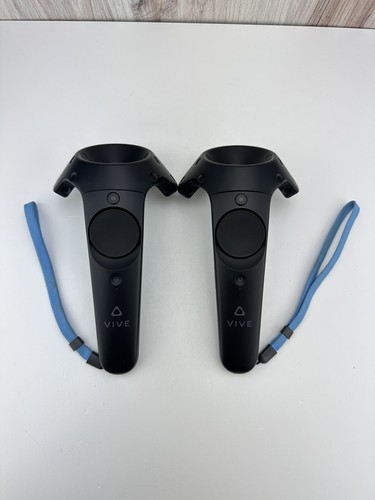 HTC Vive Virtual Reality VR Wand Controllers (2PR7100) Pair - No Chargers - Picture 1 of 10