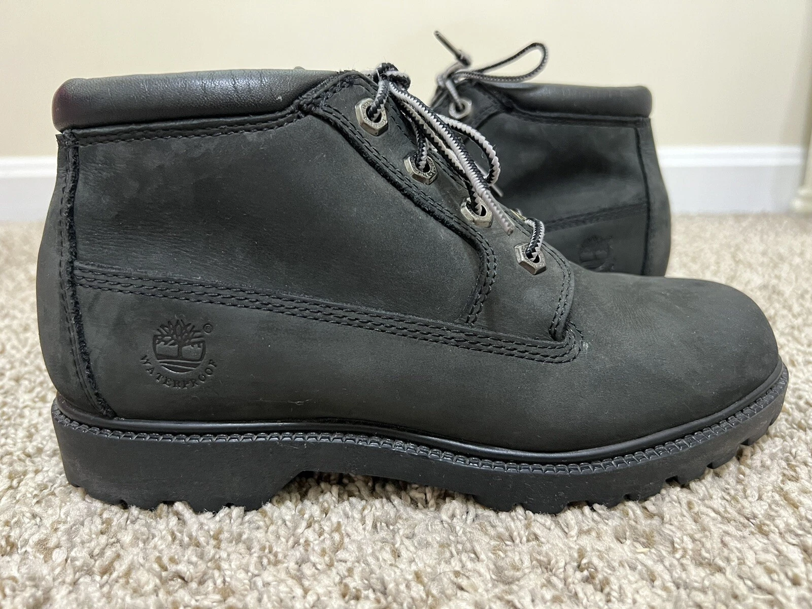 Stivaletti Timberland in pelle nera impermeabili da donna taglia 7 5