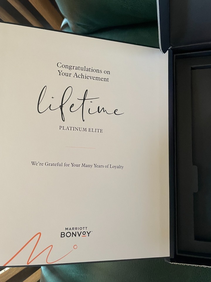 NEW Marriott Bonvoy Lifetime Platinum Elite 2 Luggage Tags (Pair) in