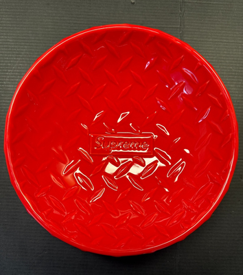 Supreme Ceramic Diamond Plate Dog Bowl NEW IN BOX SS23 | eBay