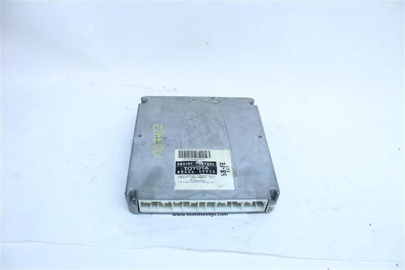 ECU ECM COMPUTER Toyota Camry Solara 2000 00 4cyl Auto 8966606020 1122687 - Image 2 of 4