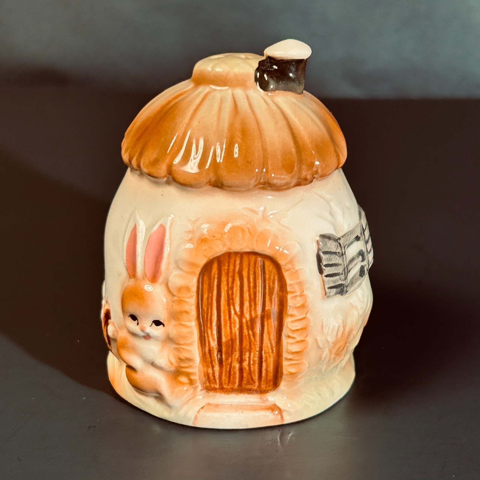 1-pc Vintage Van Tellingen Bunny Hug Pepper Shaker Anthropomorphic 3.25" tall