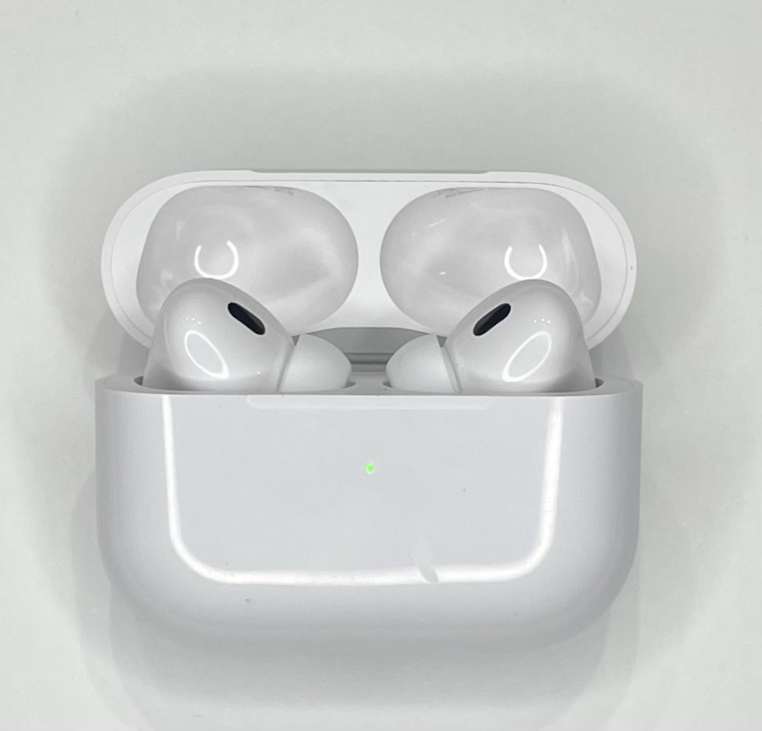 Bluetooth Wireless Earbuds with Noise Cancellation-image