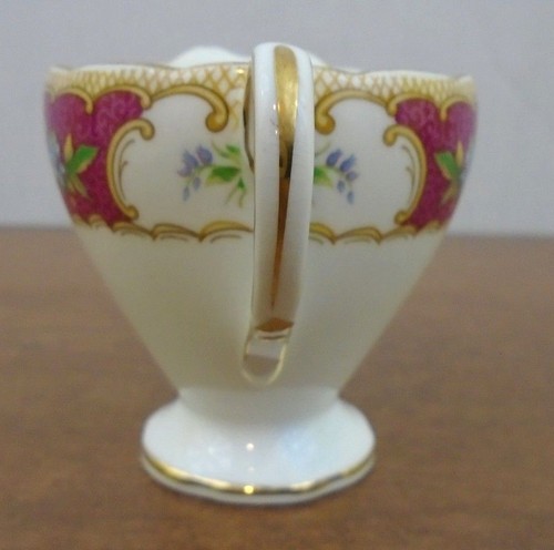 EB Foley Vintage "Tudor" Fine Bone China England Creamer - Picture 4 of 6
