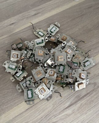 1 cache caméra + 1 cache GPS + 1 cache carte mère pour drone parrot