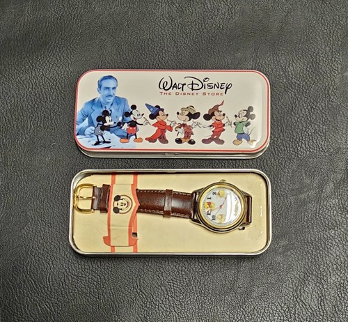 The Disney Store vintage 1993 exclusive tumbling winnie the pool watch IT DS-136 - 第 1/7 張圖片
