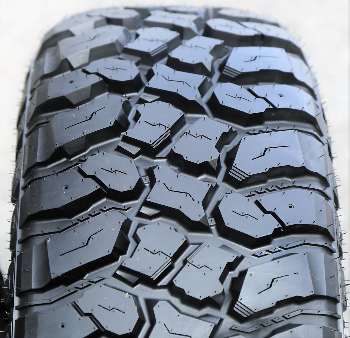 【新品・未使用】old mountain コラボ kozara12 Tire Fortune Tormenta M/T FSR310 LT 35X12.50R17 Load E 10