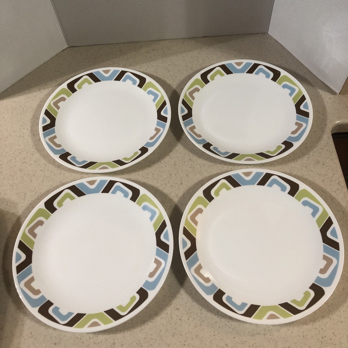 CORELLE VITRELLE SQUARES DESIGN 10 1/4” PLATES SET OF
