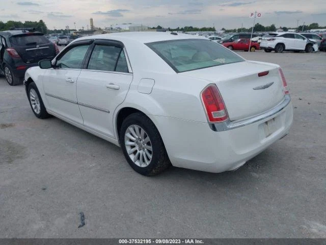 Used Deck Lid fits: 2011 Chrysler 300 w/o camera Grade A Foto 4 de 4