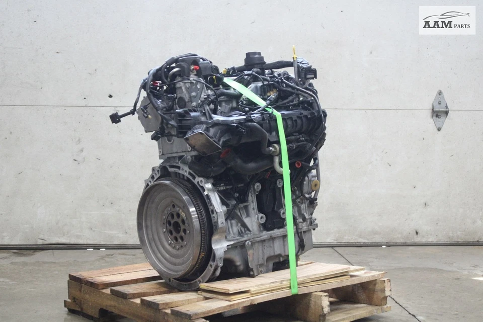 Mercedes Benz CLA250 C117 2014-2019 2,0 L L4 AWD motor turbo M270 126 k OEM Foto 2 de 4