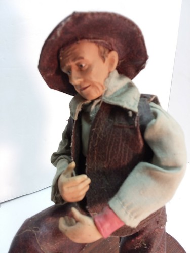 Western ceramic cowboy about 10" tall - Picture 3 of 5