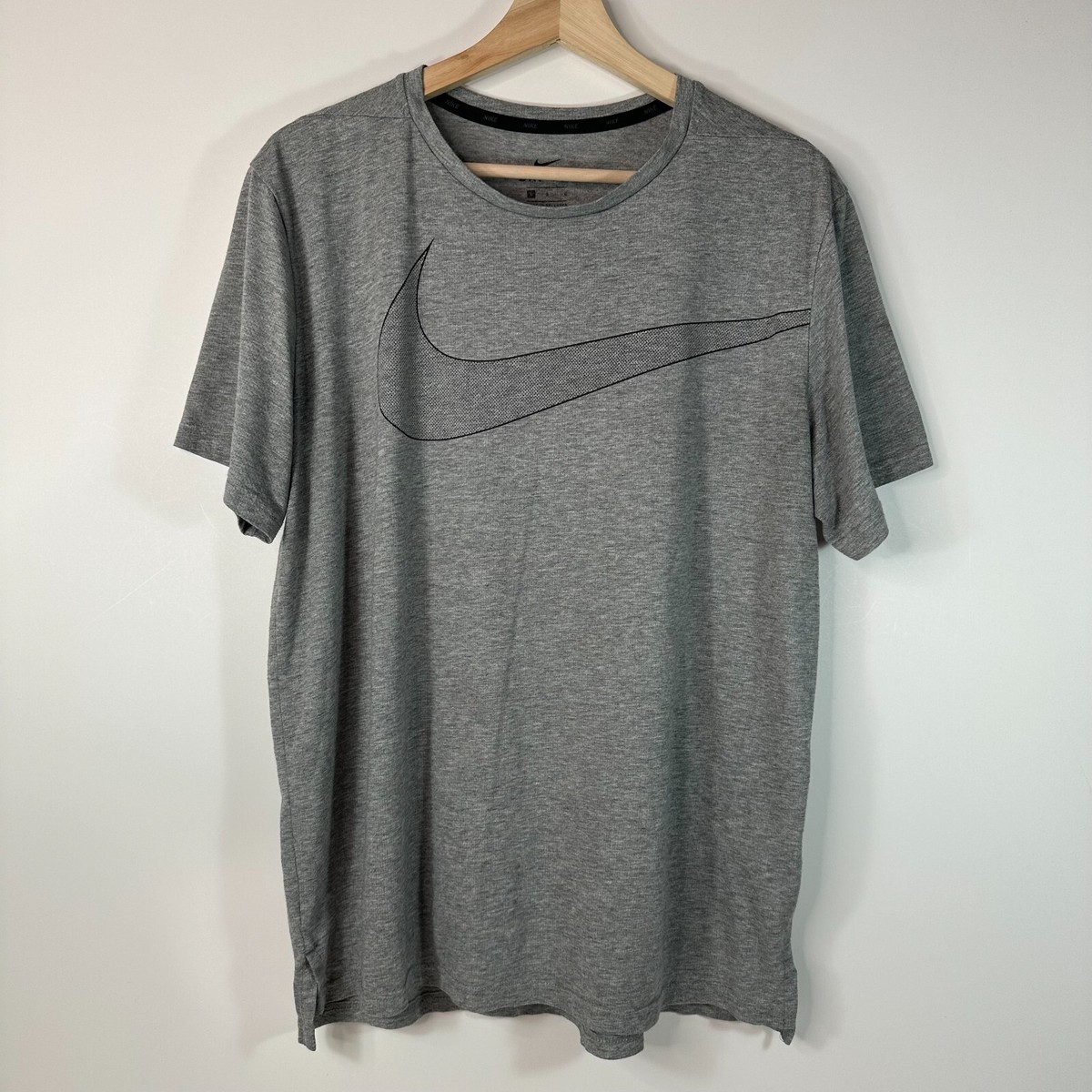 Nike Dri Fit Breathe T-Shirt Gray Swoosh Logo Mens Large L